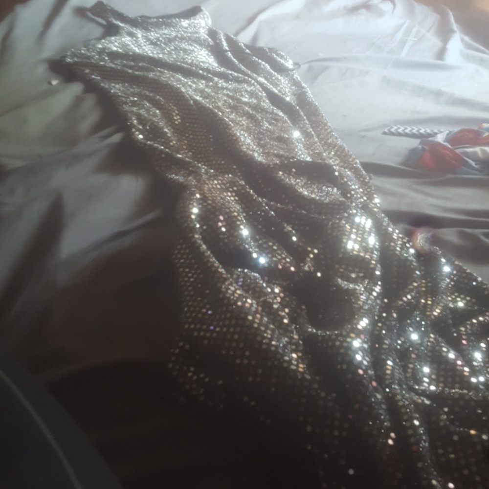 Dress - Picture 2 of 2